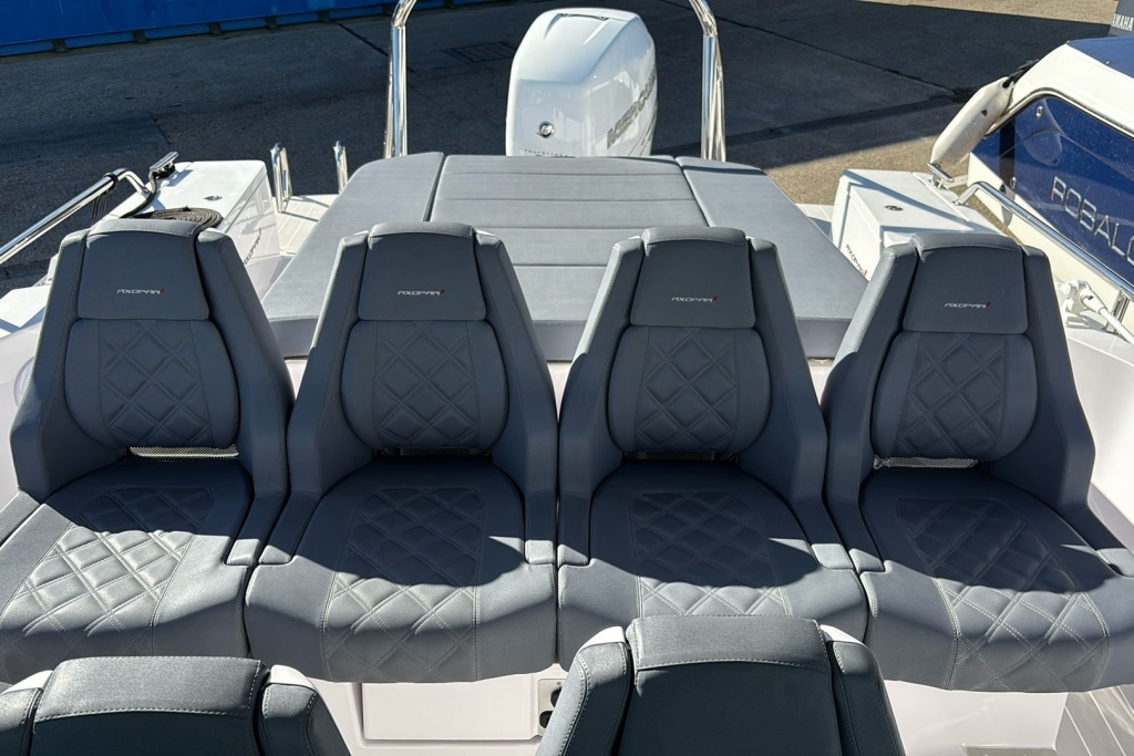 2021 AXOPAR 28 T-Top Mercury Verado L6 400