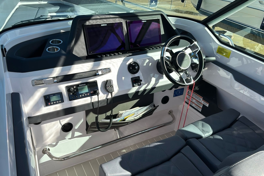 2021 AXOPAR 28 T-Top Mercury Verado L6 400