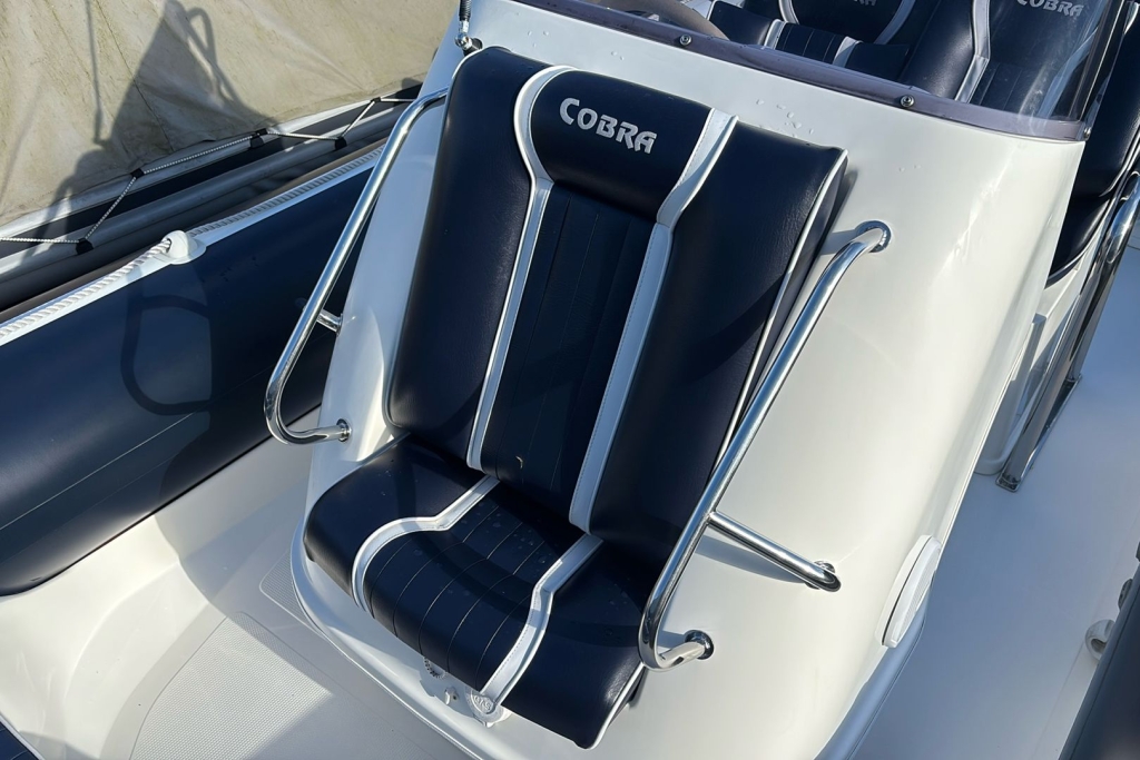 2004 Cobra RIB 8.5 Yamaha F250 V6
