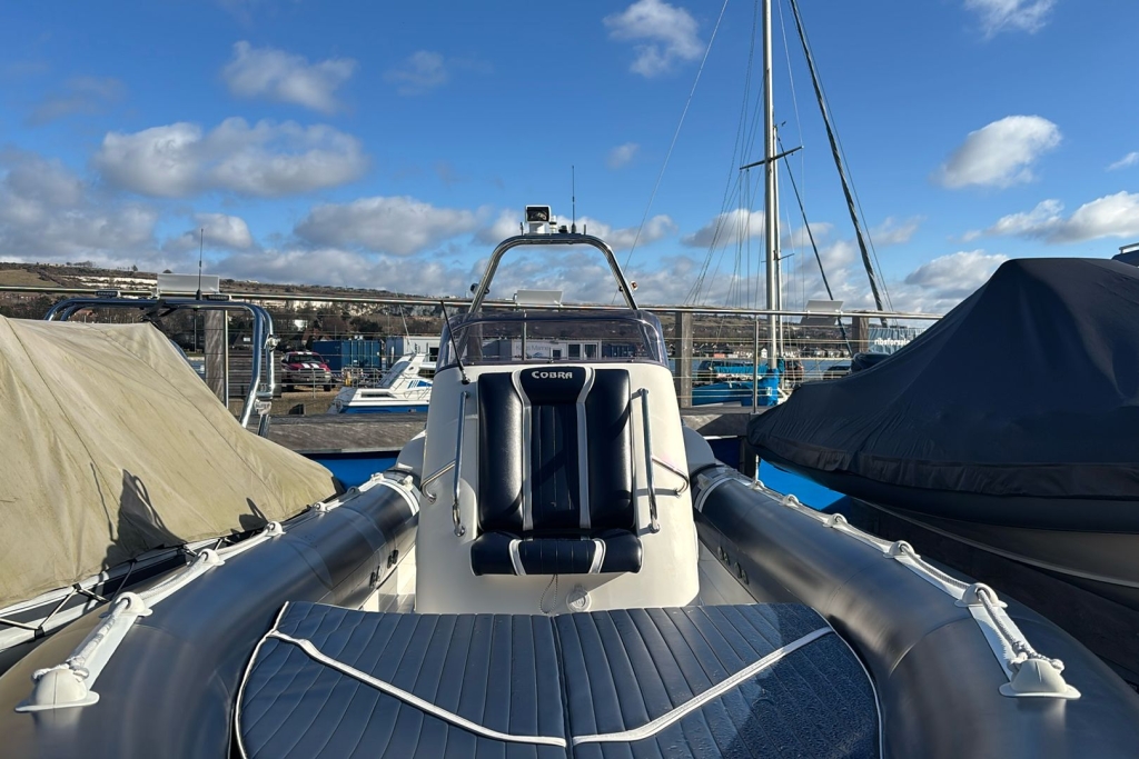 2004 Cobra RIB 8.5 Yamaha F250 V6