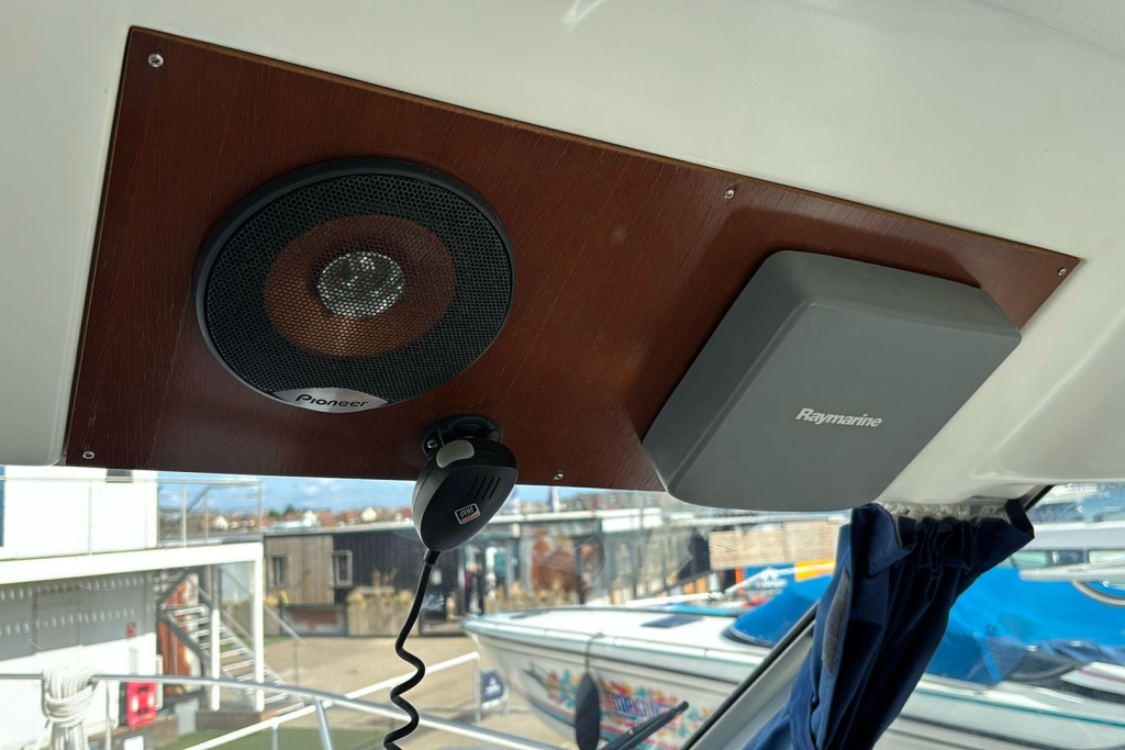 2004 Beneteau Antares 760 Volvo TAMD41P-A