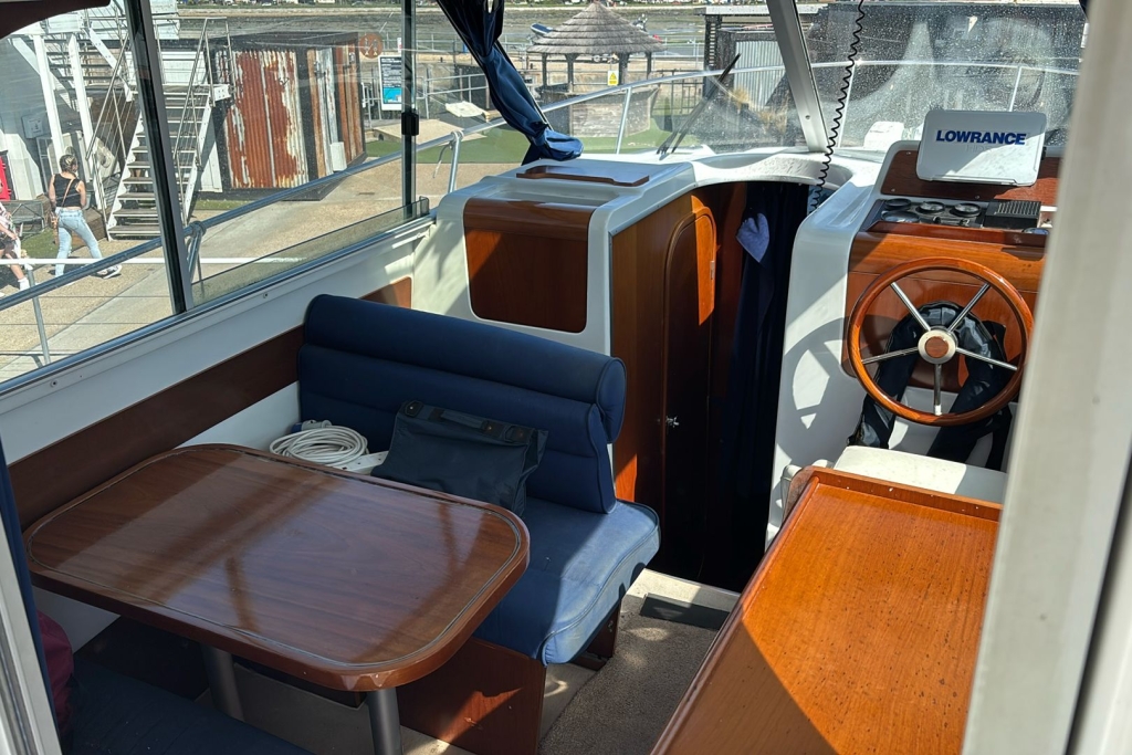 2004 Beneteau Antares 760 Volvo TAMD41P-A