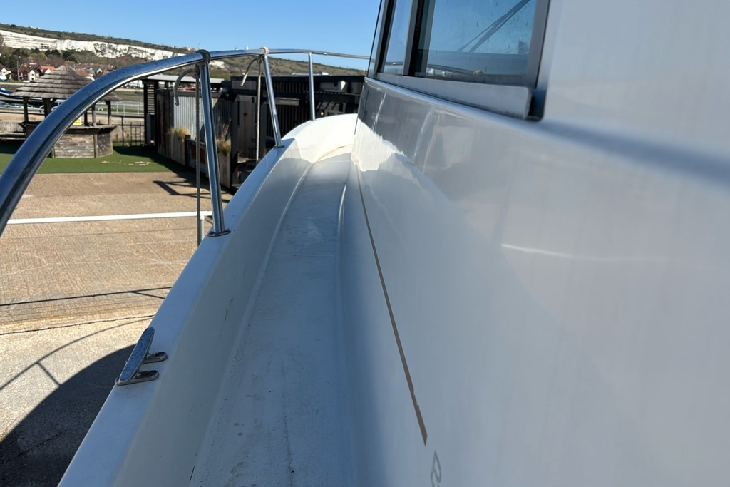 2004 Beneteau Antares 760 Volvo TAMD41P-A